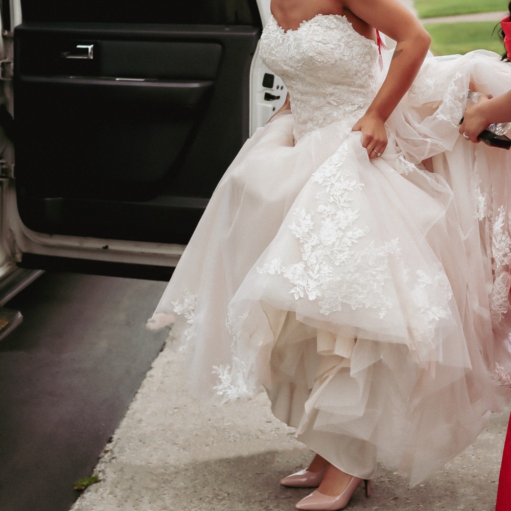 Blush pink wedding dress made in Italy - Picture 3 of 9